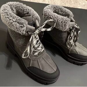 UGG ASHTON ADDIE Women's Waterproof Leather Winter Boots Slate Sz 8. Worn Once.